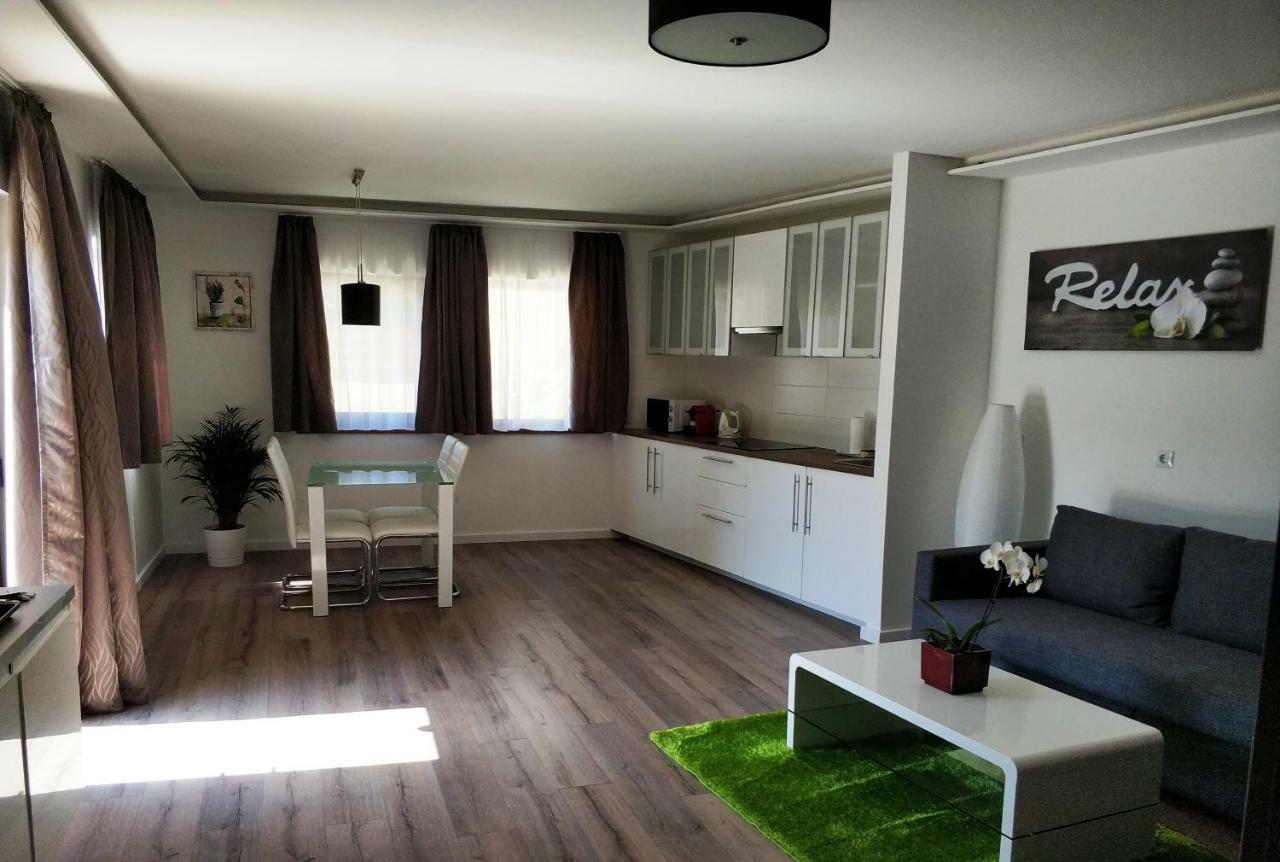 Terrasun Apartments Balatonszarszo Exteriör bild